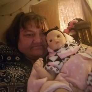 Meet your Posher, Connie